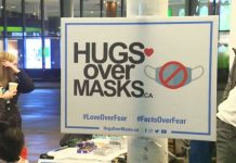 ஹமில்டனில் முகக் கவசத்திற்கு வந்த எதிர்ப்பு